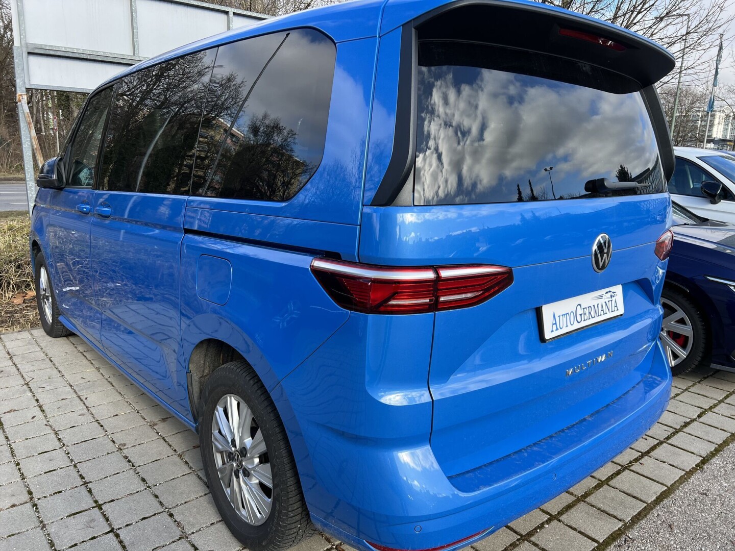 VW Multivan 2.0TFSI 204PS DSG LED Life З Німеччини (88432)