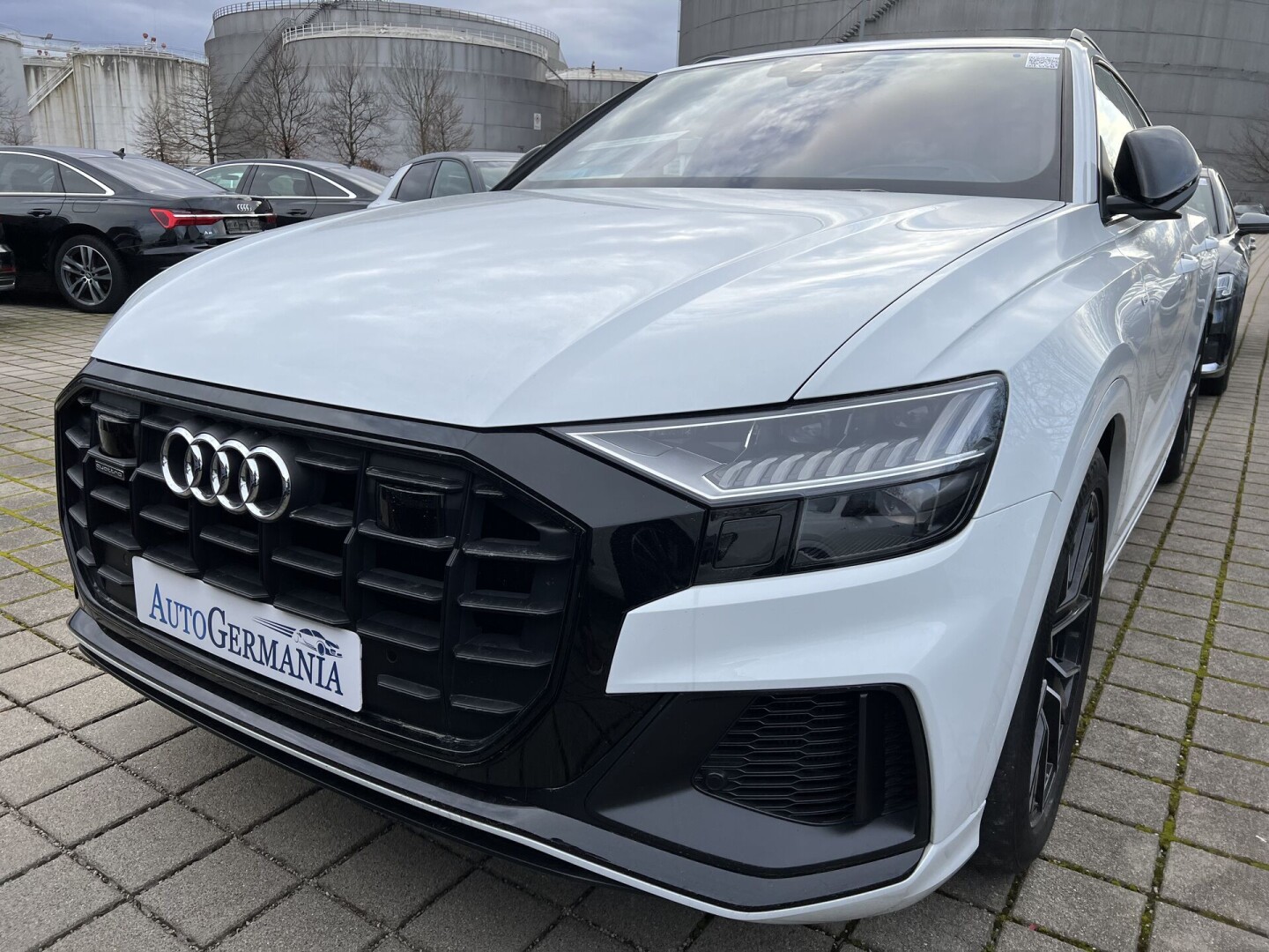 Audi Q8 50TDI 286PS S-Line Black-Paket Matrix З Німеччини (89952)