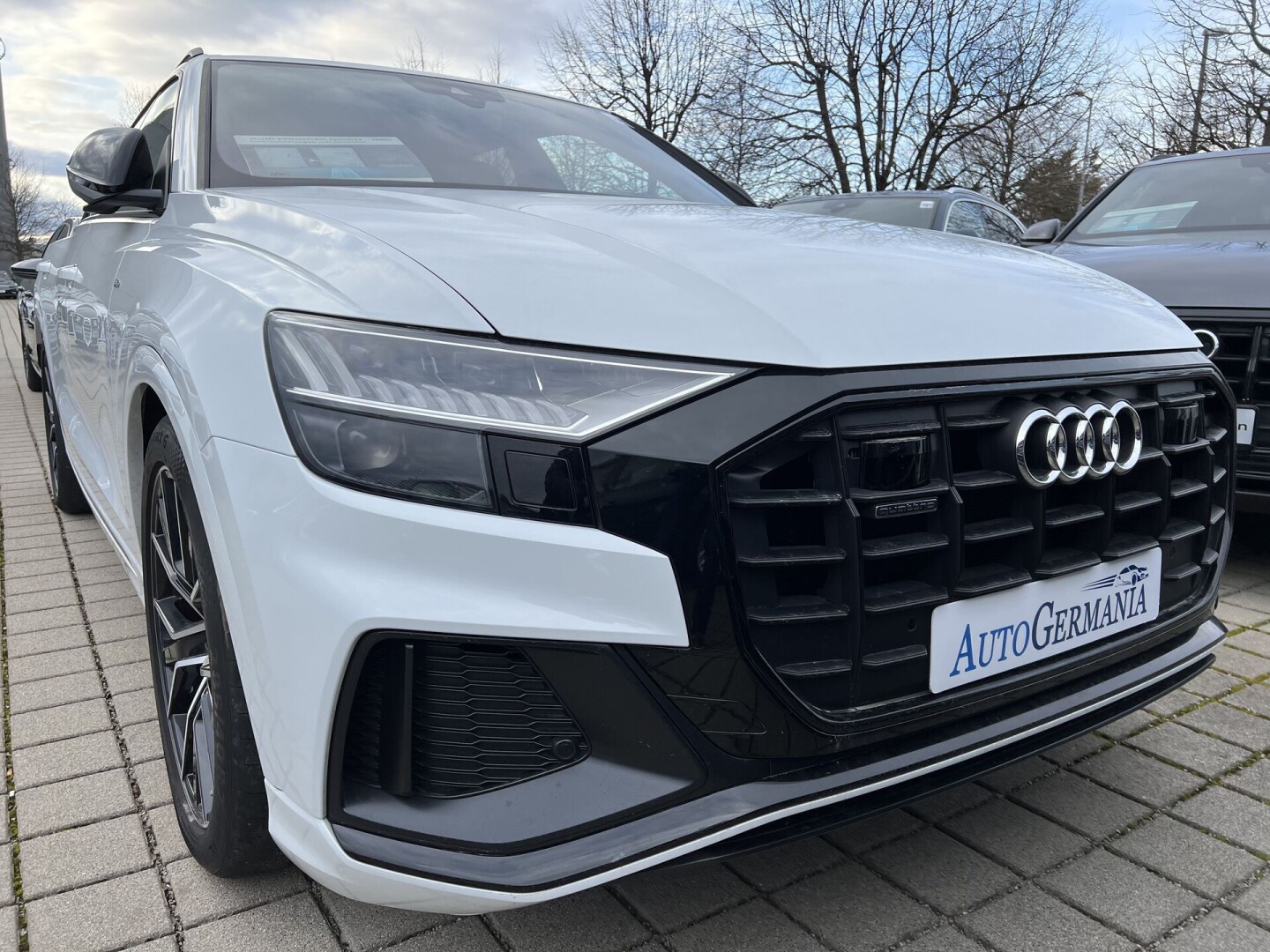 Audi Q8 50TDI 286PS S-Line Black-Paket Matrix З Німеччини (89949)