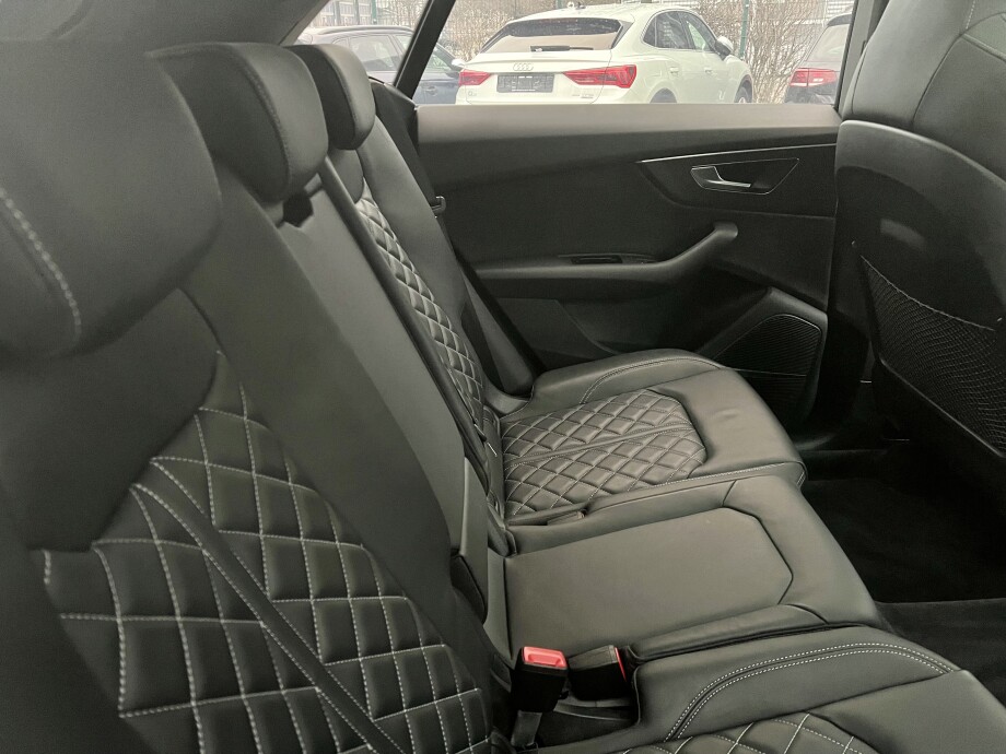 Audi SQ8 Quattro 4.0TDI 435PS HD-Matrix Black Carbon З Німеччини (90718)