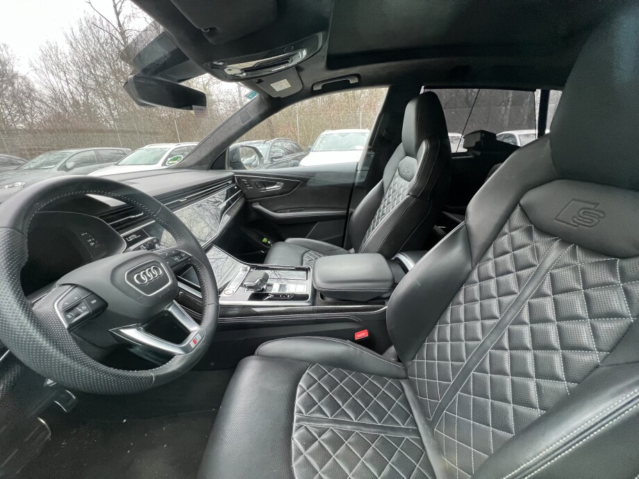 Audi SQ8 Quattro 4.0TDI 435PS HD-Matrix Black Carbon З Німеччини (90721)