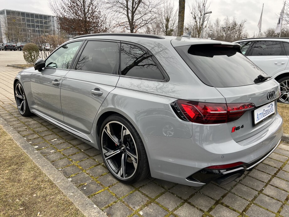 Audi RS4 Avant 2.9TFSI Quattro 450PS Matrix B&O З Німеччини (91020)