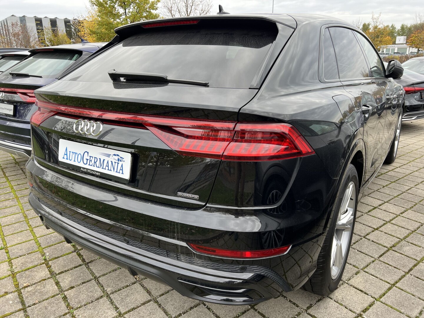 Audi Q8 50TDI 286PS S-Line Black Matrix Individual З Німеччини (91439)