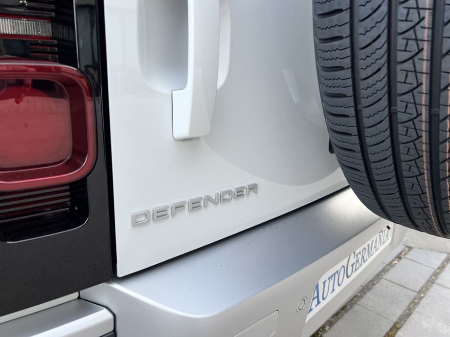 Land Rover Defender 110 SE D200 X-Dynamic LED 7-Set З Німеччини (91912)