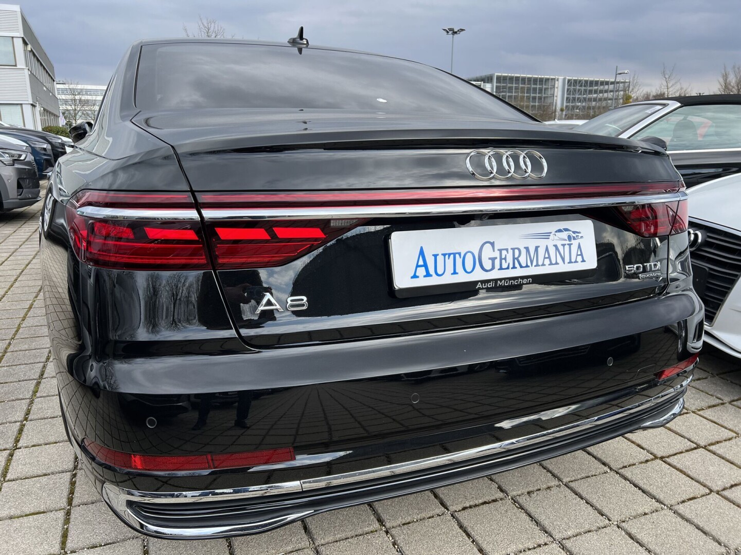 Audi A8 50TDI 286PS HD-Matrix Lang Individual FULL Aus Deutschland (92971)