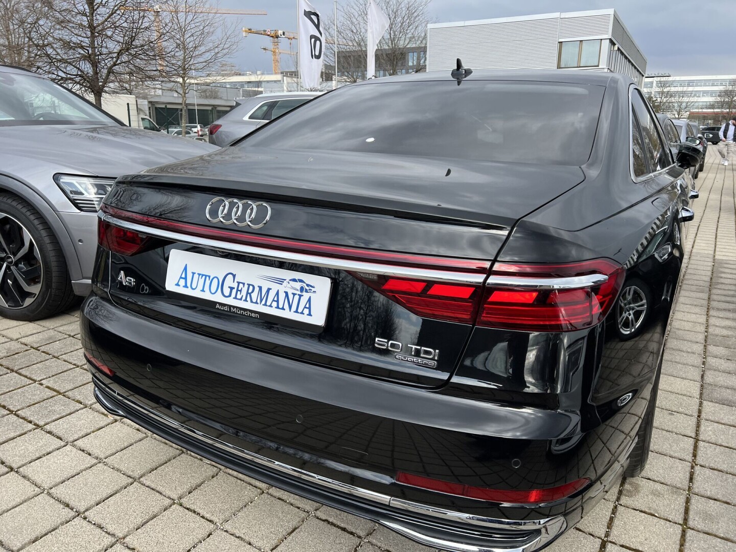 Audi A8 50TDI 286PS HD-Matrix Lang Individual FULL Aus Deutschland (92976)