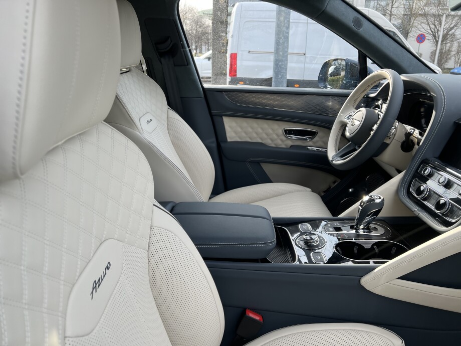 Bentley Bentayga 4.0 V8 551PS 4AWD AZURE З Німеччини (93080)