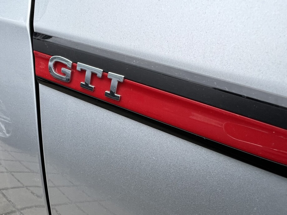 VW Golf 8 GTI 2.0TSI 180kW (245PS) DSG IQ-LED З Німеччини (93400)
