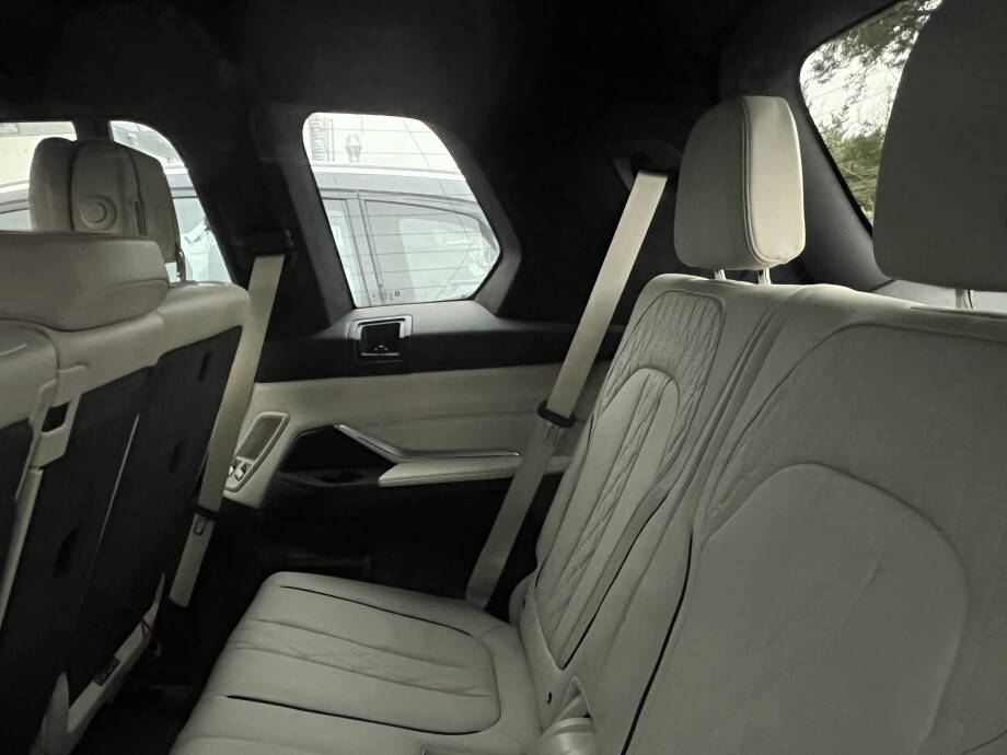 BMW X7 xDrive M50d 400PS Individual Sky Lounge 7-set З Німеччини (94934)