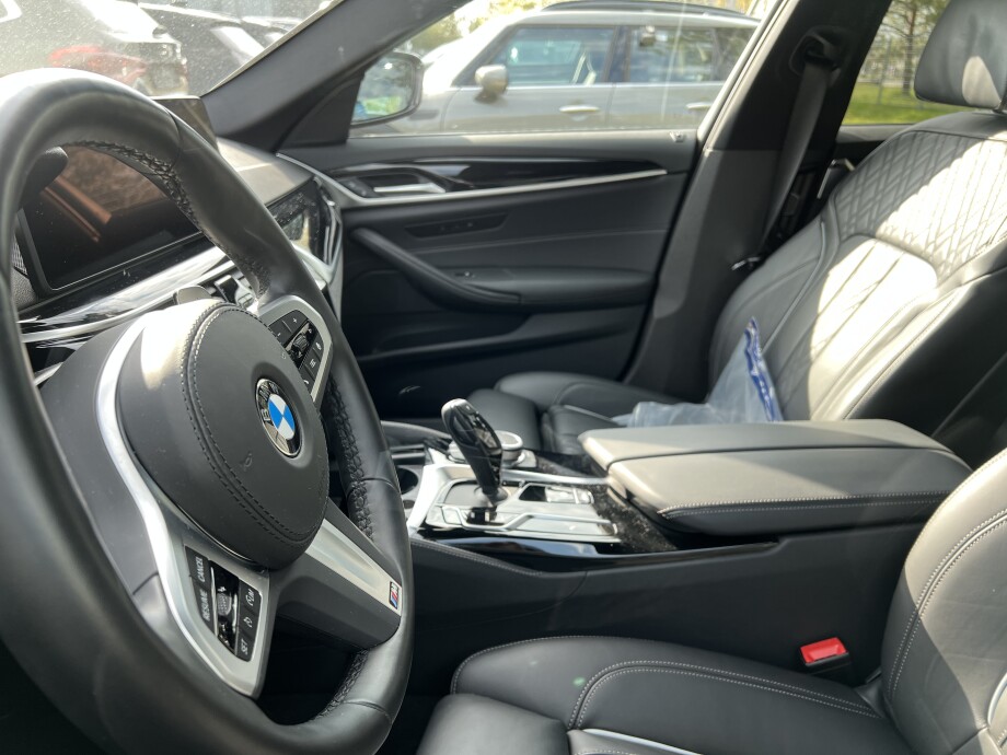 BMW 540i xDrive 333PS M-Sportpaket LED З Німеччини (95301)