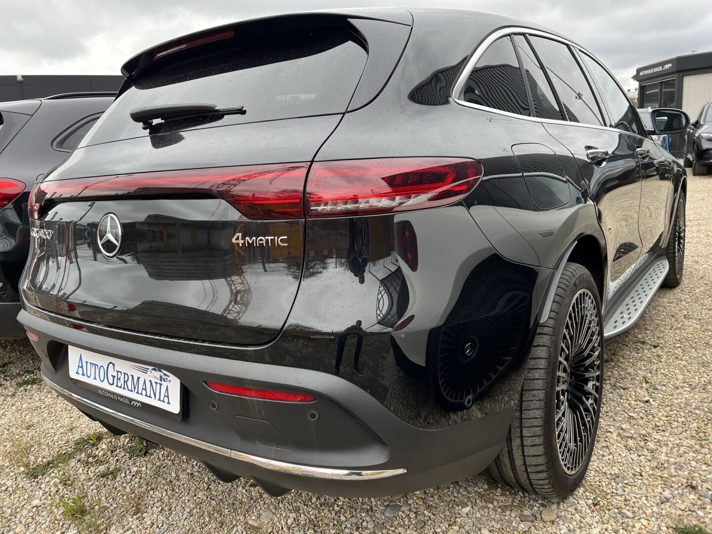 Mercedes-Benz EQC 400 AMG 408PS 4Matic 80kWh  З Німеччини (95575)