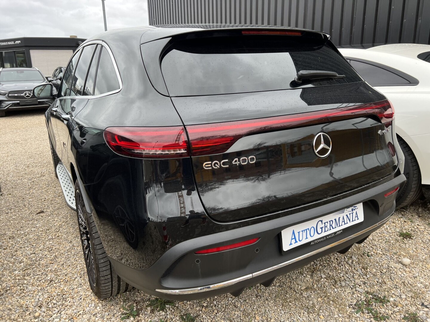 Mercedes-Benz EQC 400 AMG 408PS 4Matic 80kWh  З Німеччини (95583)