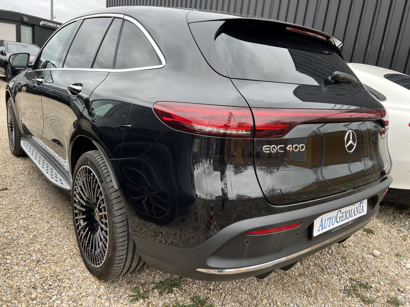 Mercedes-Benz EQC 400 AMG 408PS 4Matic 80kWh  З Німеччини (95582)