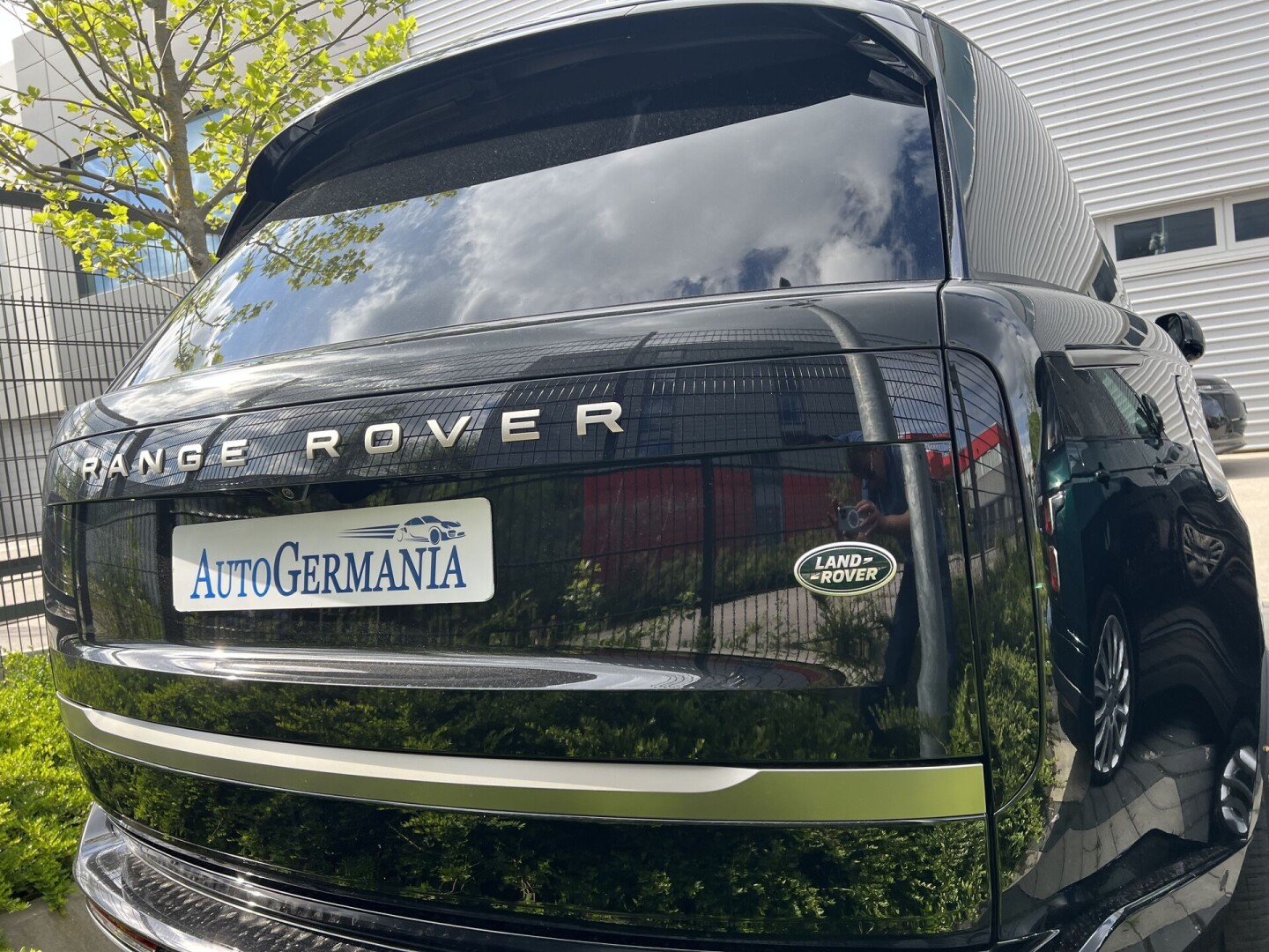 Land Rover Range Rover First Edition P510e Hybrid 510PS З Німеччини (96937)