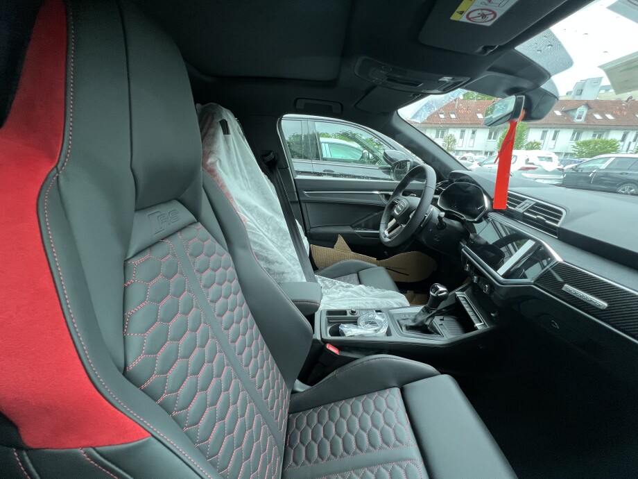 Audi RSQ3 Sportback 2.5TFSI 400PS Keramic Exclusive З Німеччини (98494)
