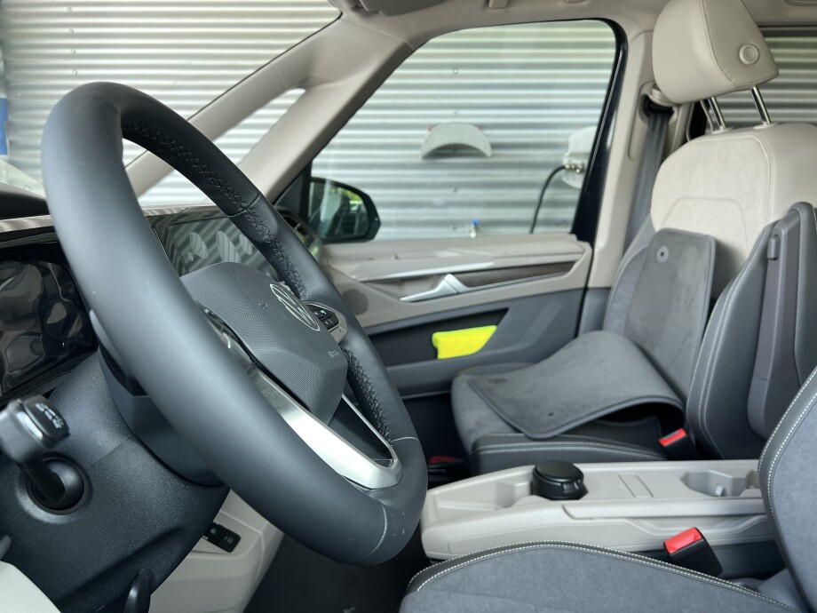 VW Multivan T7 eHybrid 1.4TSI 218PS Energetic IQ-Licht З Німеччини (100950)