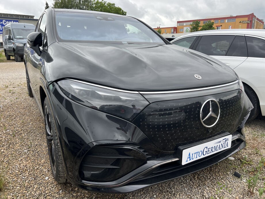 Mercedes-Benz EQS 580 SUV 544PS 4Matic Hyperscreen Black-Paket З Німеччини (100993)