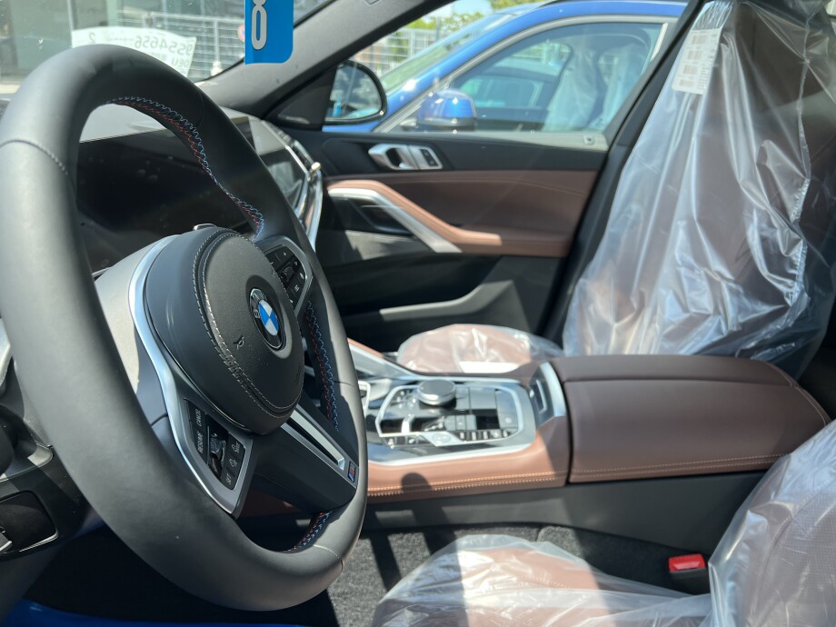 BMW X6 M60i xDrive 530PS Black-Paket Model: 2024 З Німеччини (101341)