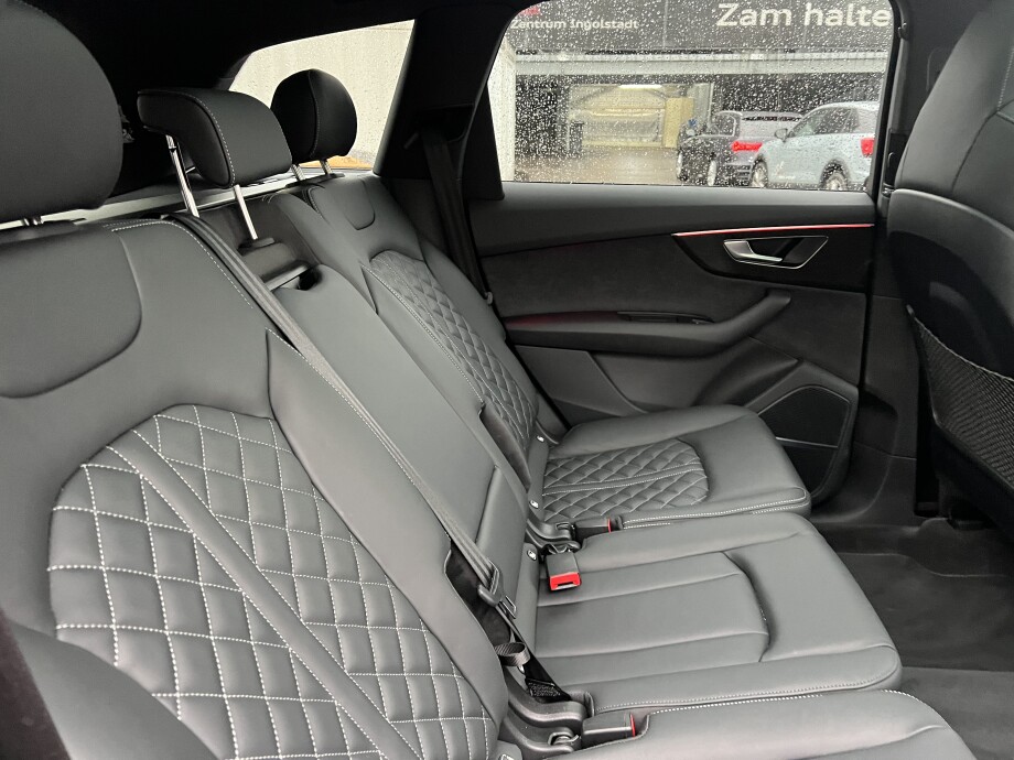Audi Q7 50TDI 286PS S-Line Black Matrix Individual 7-Seat З Німеччини (101972)