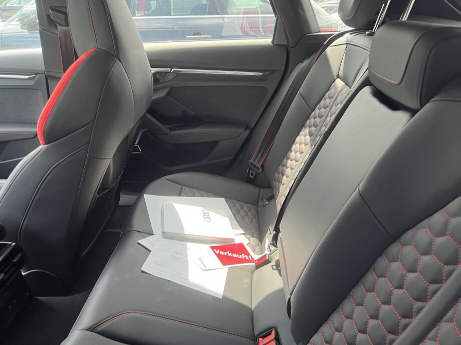 Audi RS3 Sportback 2.5TFSI 400PS Black-Paket Matrix З Німеччини (103645)