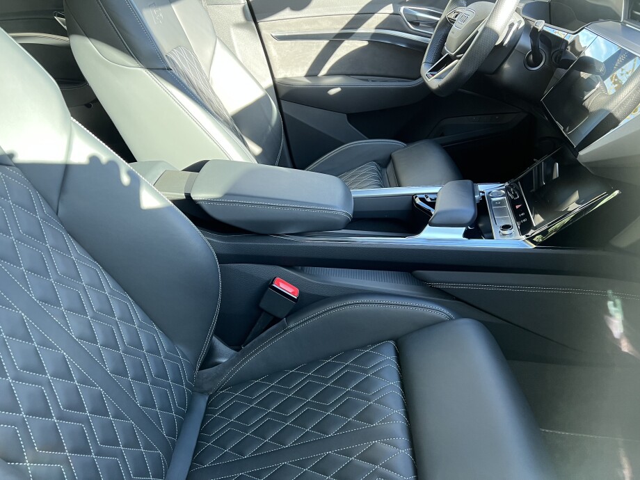 Audi e-Tron 55 S-Line 408PS Quattro LED-Matrix 95kWh Advanced З Німеччини (108694)