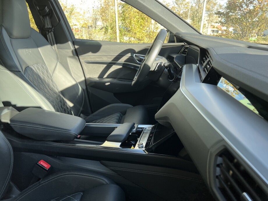 Audi e-Tron 55 S-Line 408PS Quattro LED-Matrix 95kWh Advanced З Німеччини (108693)