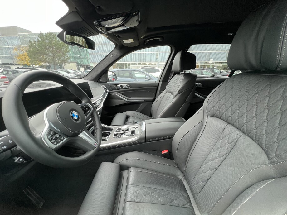 BMW X7 40i xDrive 381PS M-Sport Pro Black-Paket  З Німеччини (110075)