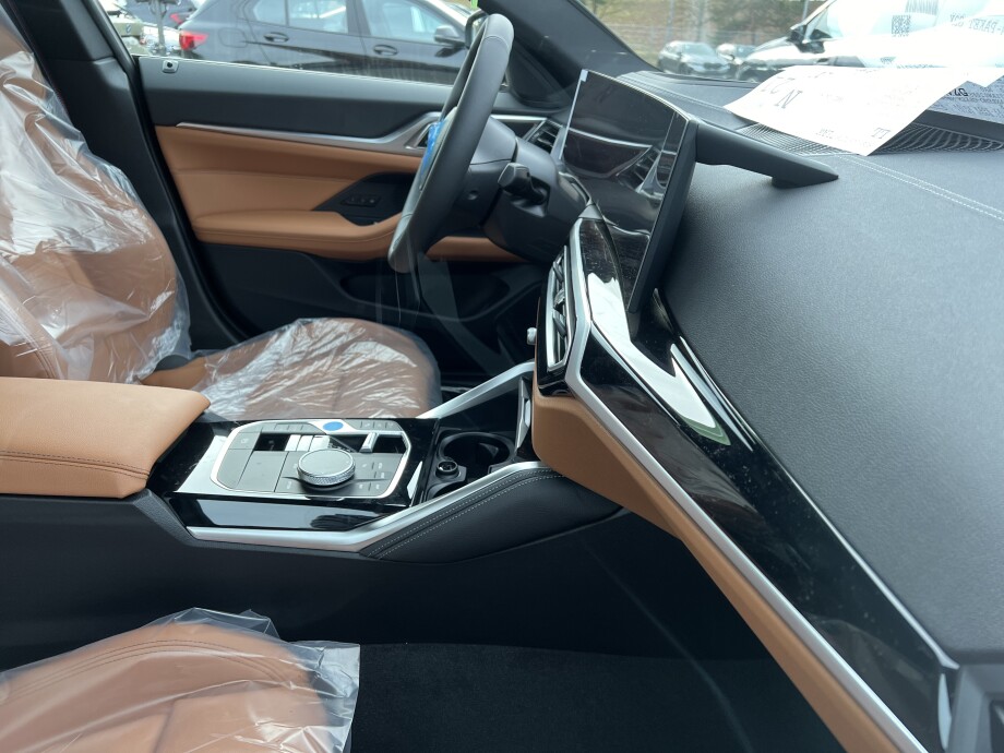 BMW i4 eDrive40 GranCoupe 340PS M-Sportpaket LED З Німеччини (111060)