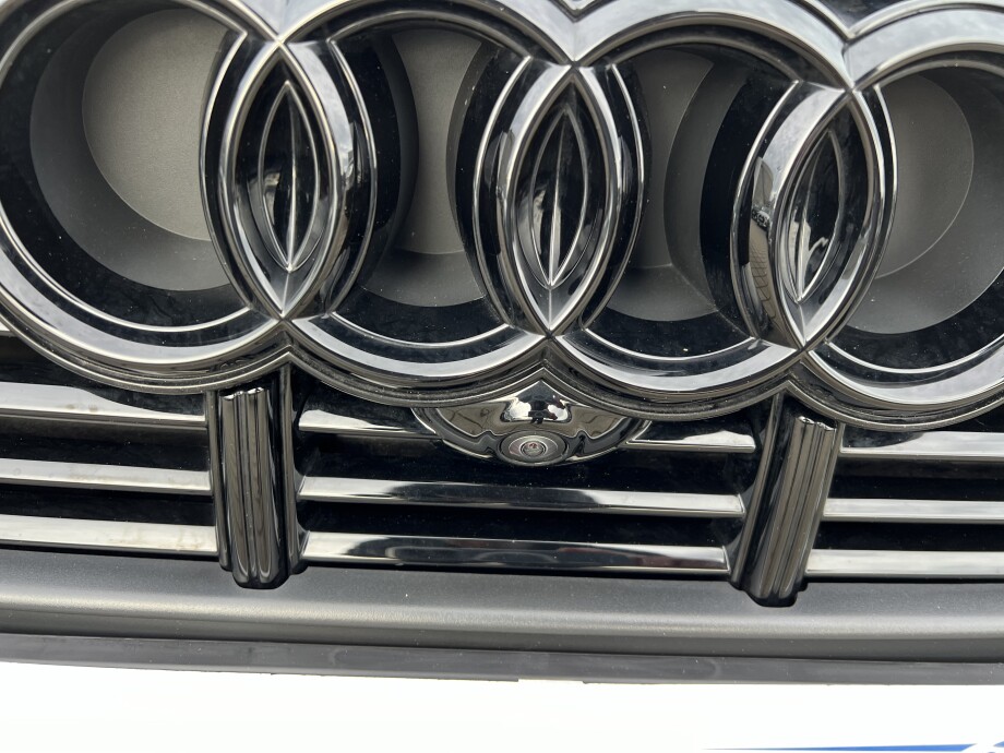 Audi e-tron 55 Quattro 408PS S-Line Black-Paket LED З Німеччини (111490)