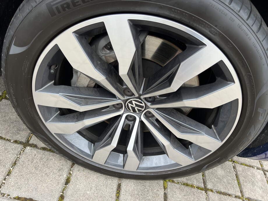 VW Touareg R e-Hybrid 3.0TSI 462PS 4Motion IQ-LED З Німеччини (113135)