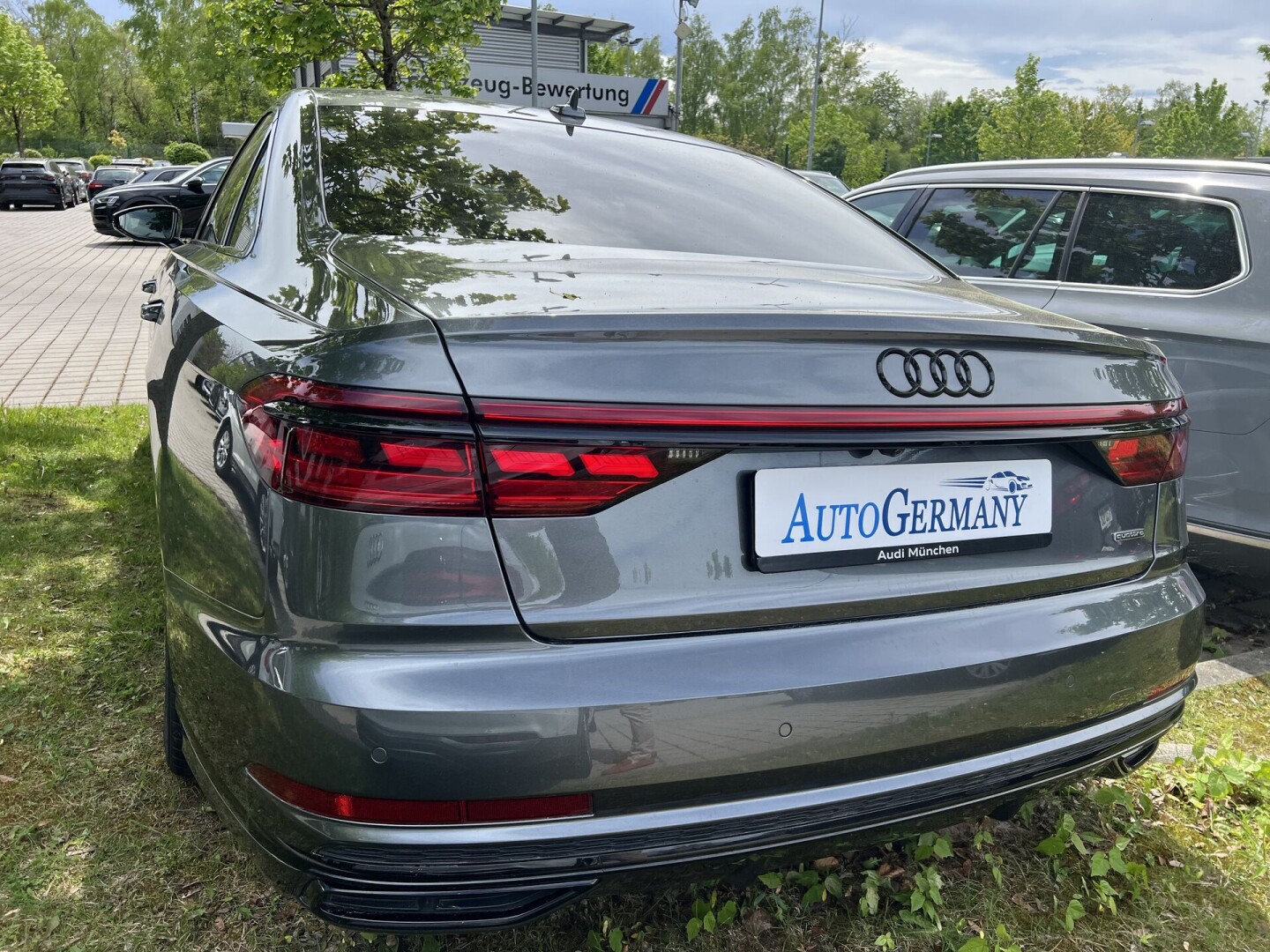 Audi A8 50TDI 286PS HD-Matrix Individual Black З Німеччини (115722)