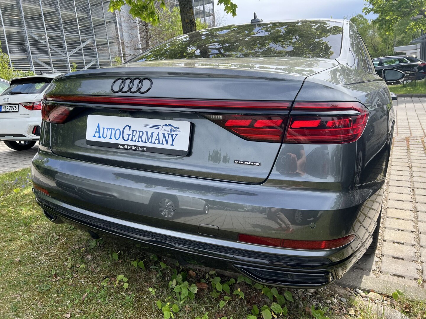 Audi A8 50TDI 286PS HD-Matrix Individual Black З Німеччини (115725)