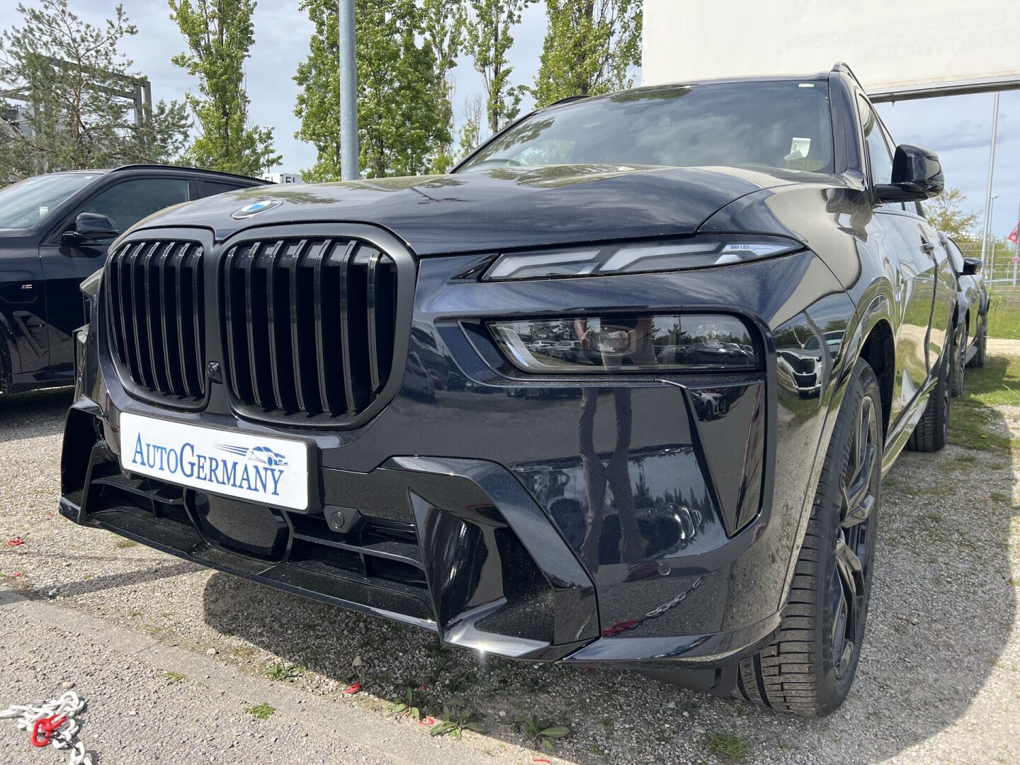 BMW X7 40d 352PS xDrive M-Sportpaket  Individual Black З Німеччини (115763)