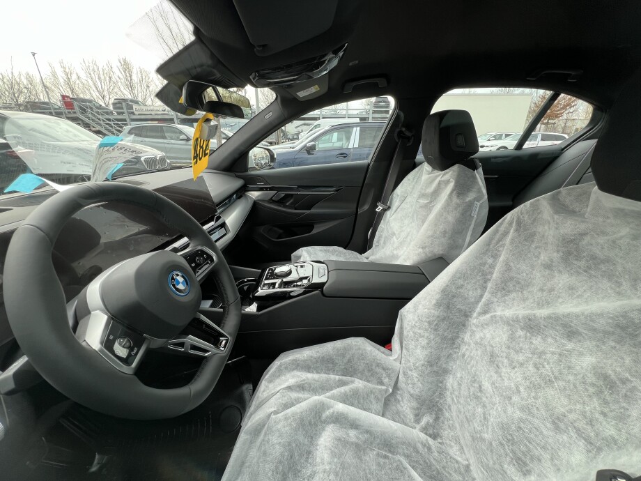 BMW i5 eDrive 40 M-Sport Pro 340PS 81kWh Black-Paket З Німеччини (115897)