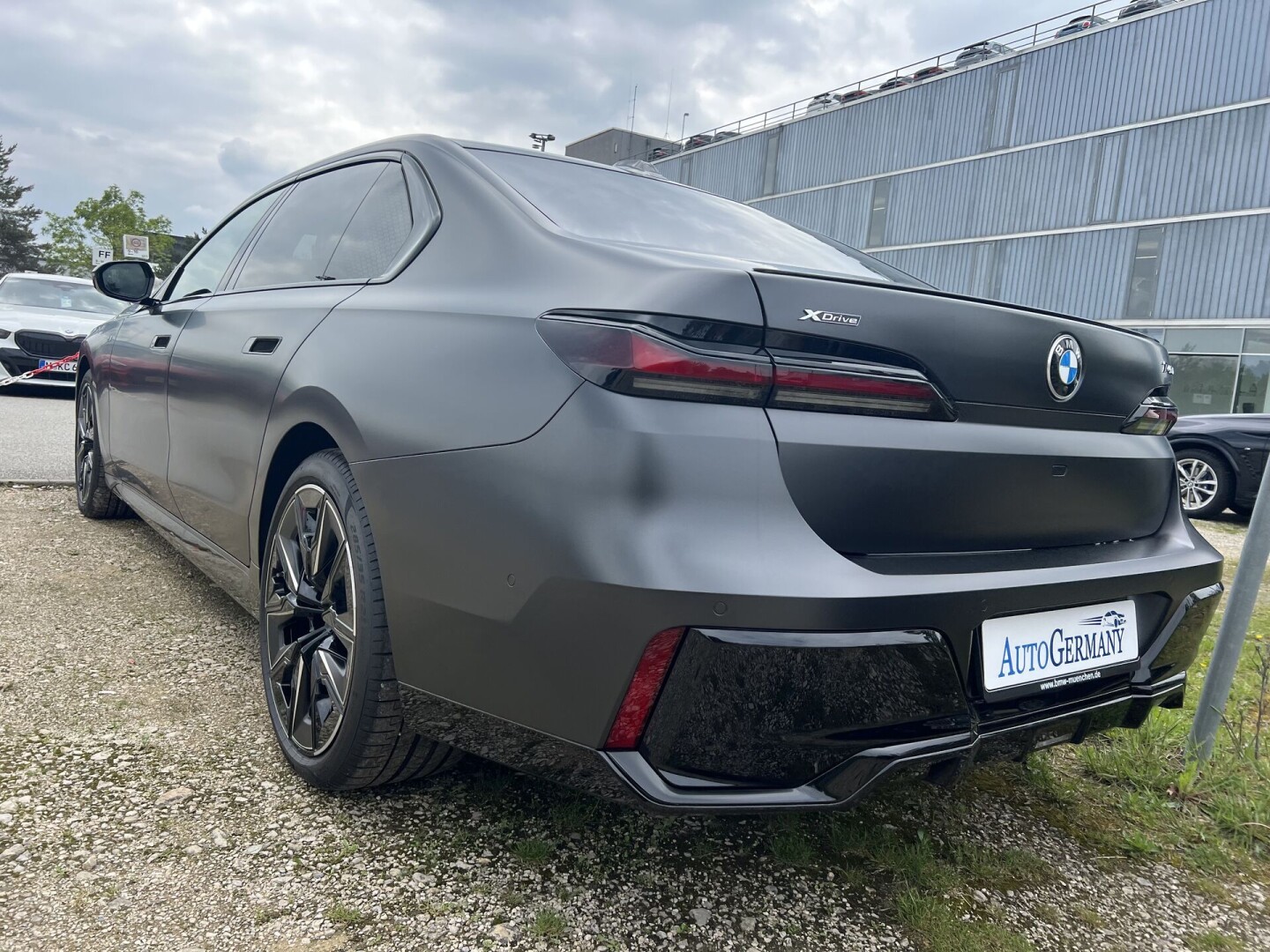 BMW 740d xDrive 299PS M-Sport Pro Black-Matt  З Німеччини (116448)