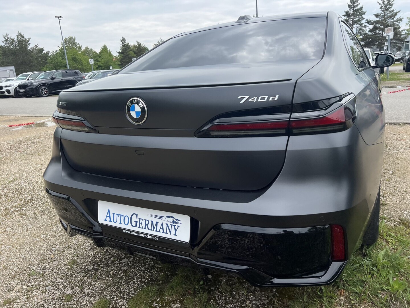 BMW 740d xDrive 299PS M-Sport Pro Black-Matt  З Німеччини (116451)