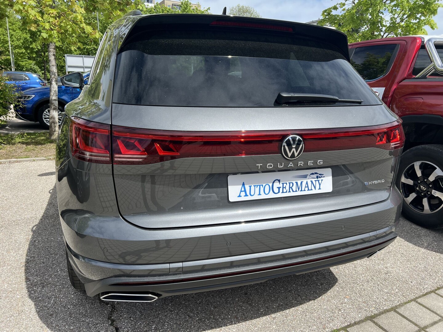 VW Touareg R e-Hybrid 476PS 4Motion Facelift New-Model From Germany (116681)