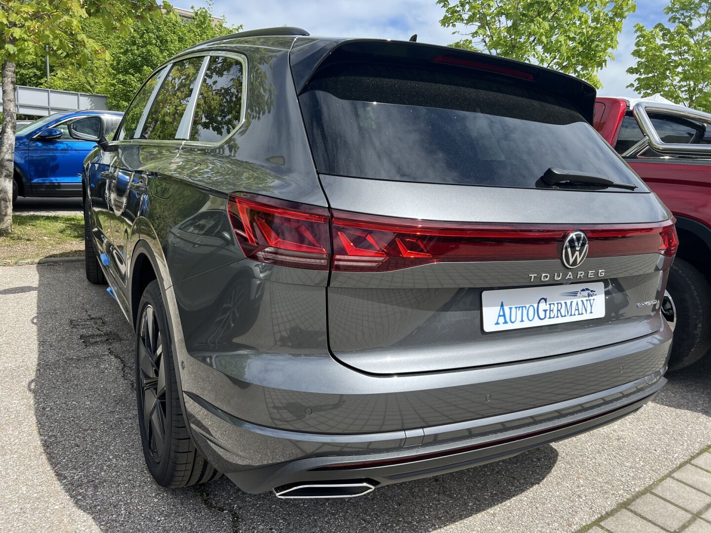 VW Touareg R e-Hybrid 476PS 4Motion Facelift New-Model From Germany (116680)