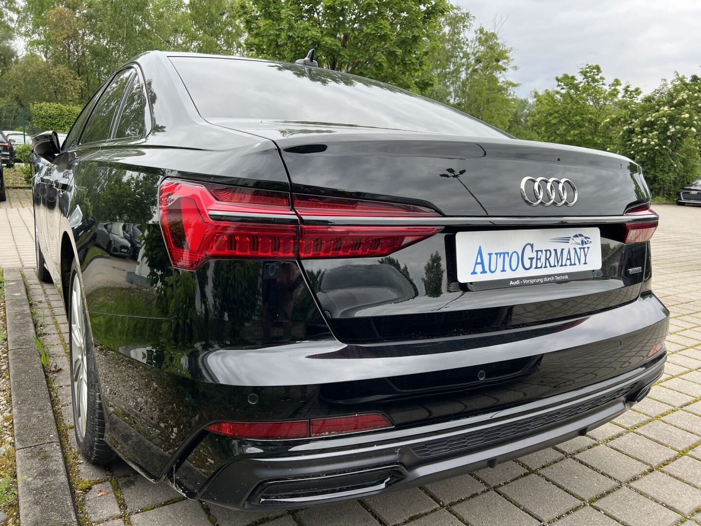 Audi A6 40TDI 204PS Quattro S-Line HD Matrix  Из Германии (117027)