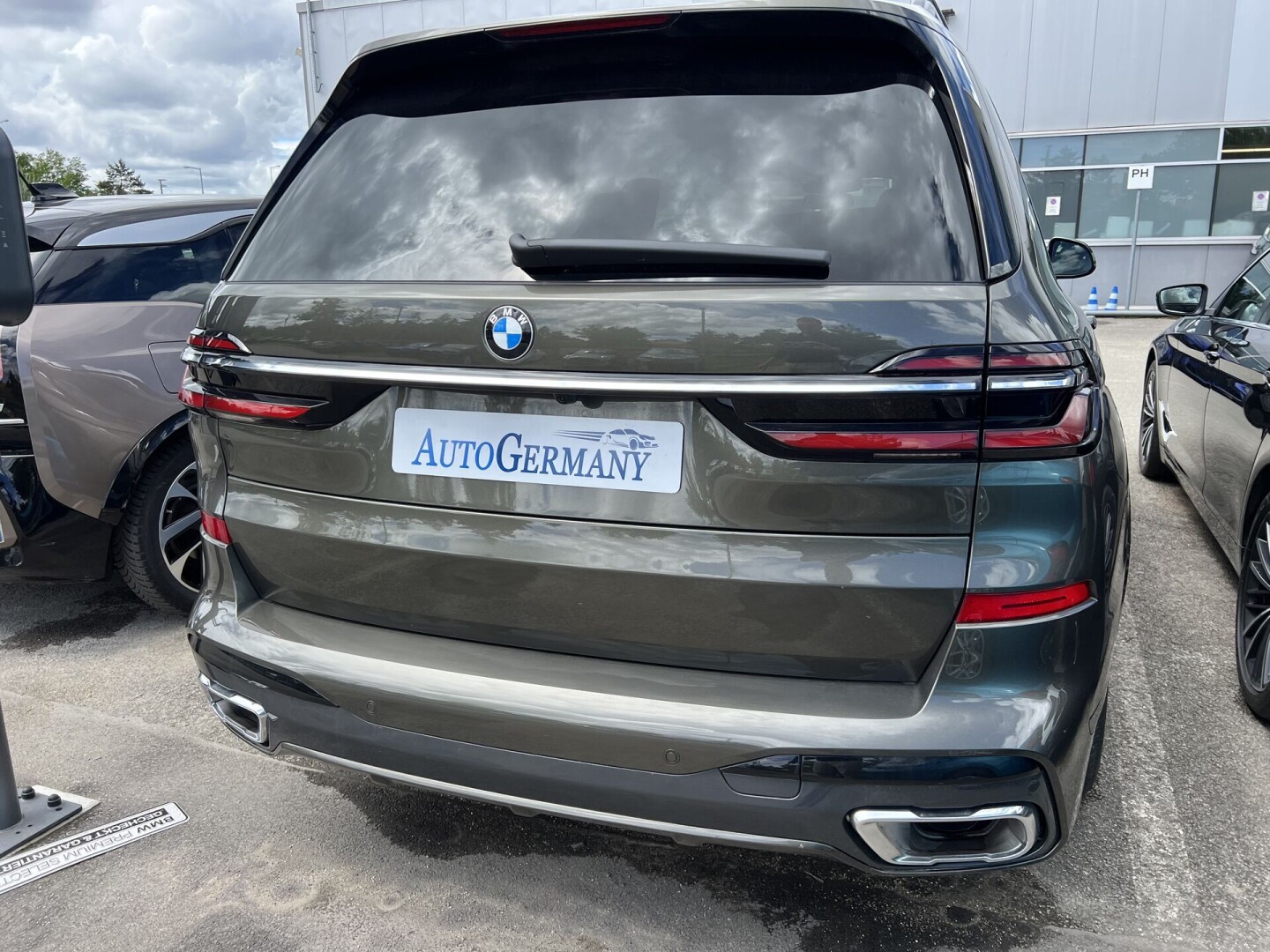 BMW X7 xDrive 40i M-Sportpaket Individual LED Aus Deutschland (117080)