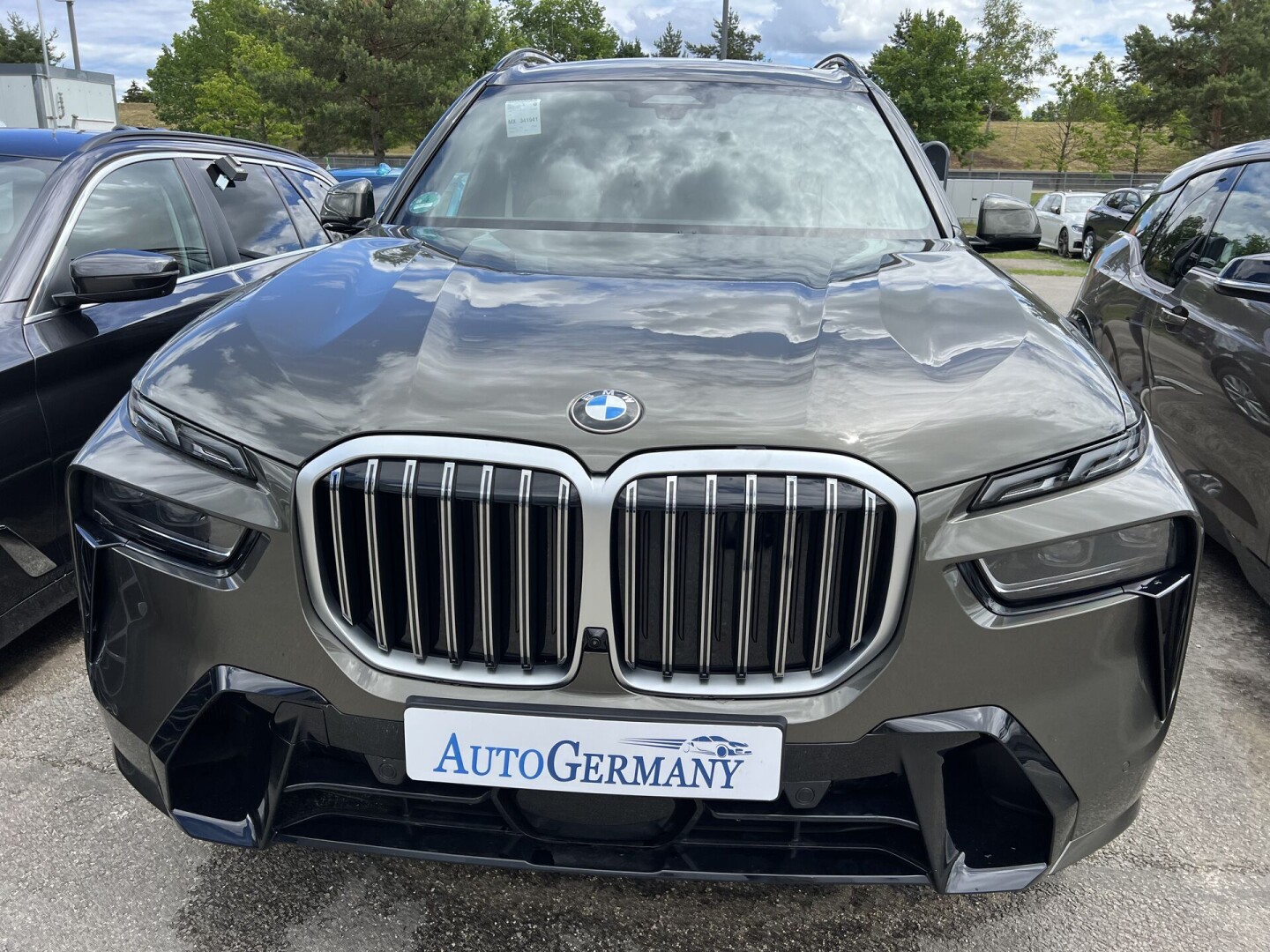 BMW X7 xDrive 40i M-Sportpaket Individual LED From Germany (117066)