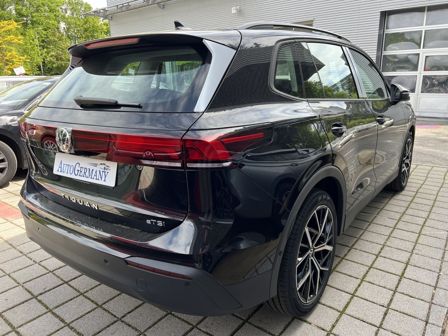 VW Tiguan 1.5 eTSI 150PS Life LED NEU-MODEL Aus Deutschland (117097)