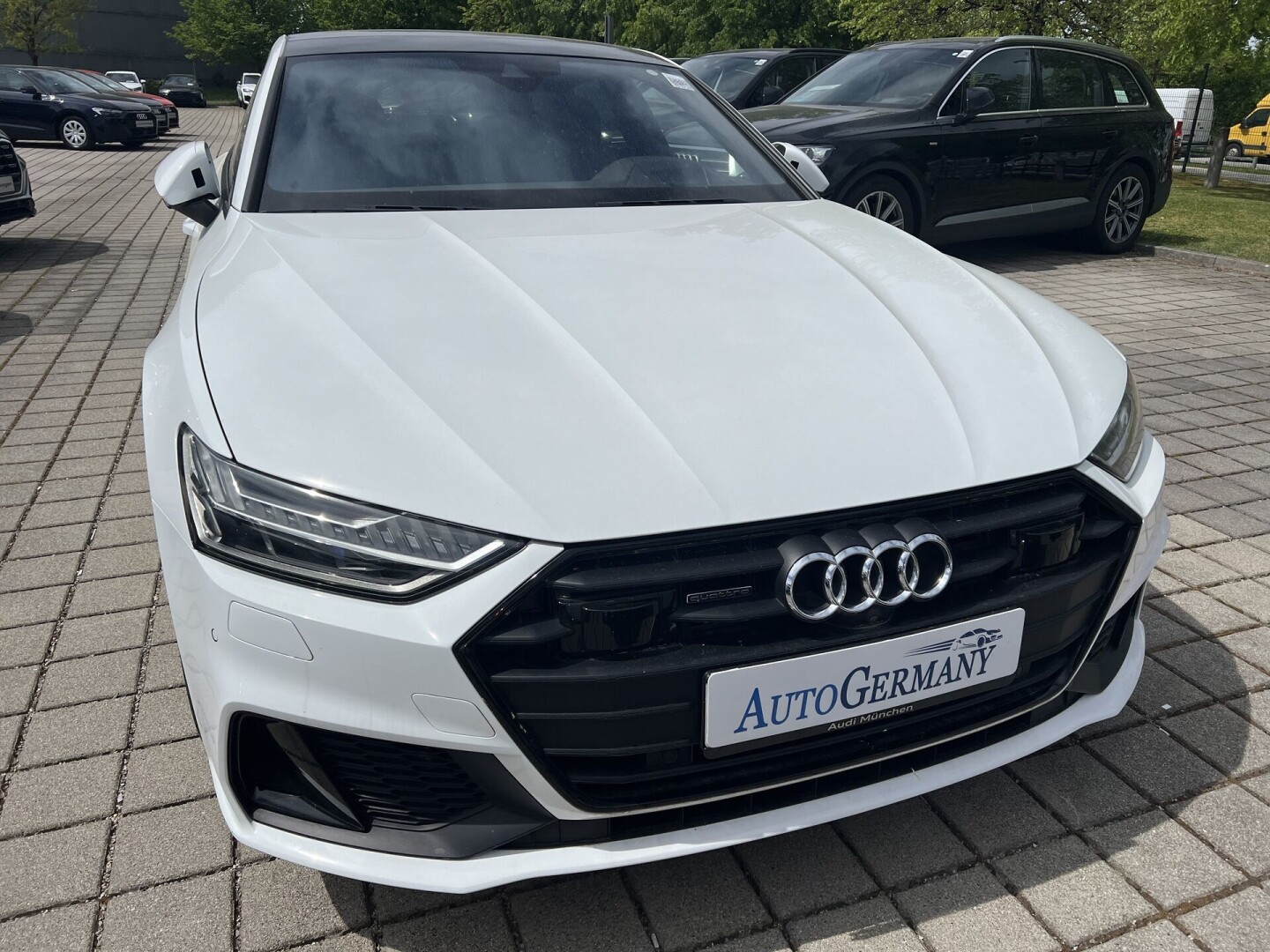 Audi A7 Sportback 55TFSIe 367PS S-Line Black Paket Из Германии (117312)