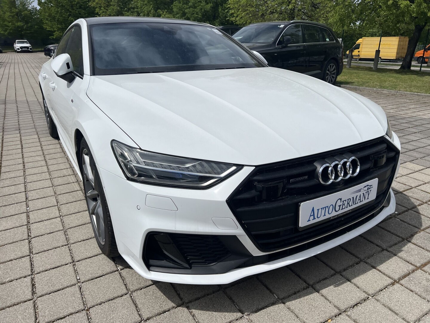 Audi A7 Sportback 55TFSIe 367PS S-Line Black Paket Из Германии (117313)