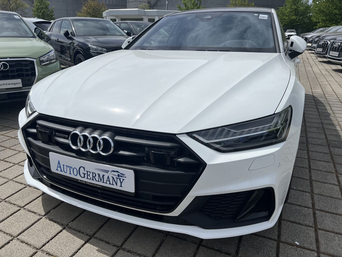 Audi A7 Sportback 55TFSIe 367PS S-Line Black Paket Из Германии (117311)