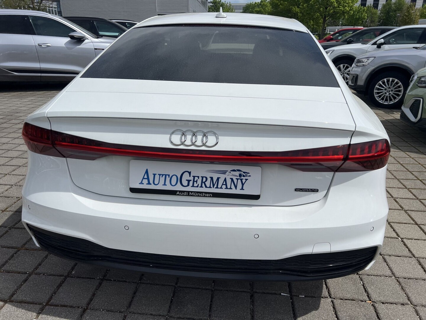 Audi A7 Sportback 55TFSIe 367PS S-Line Black Paket Из Германии (117284)