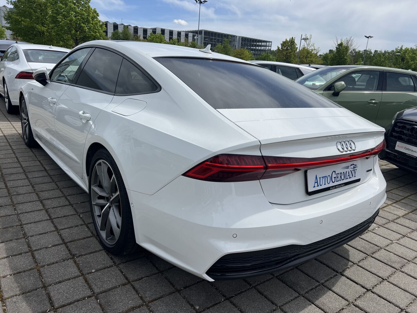 Audi A7 Sportback 55TFSIe 367PS S-Line Black Paket From Germany (117294)