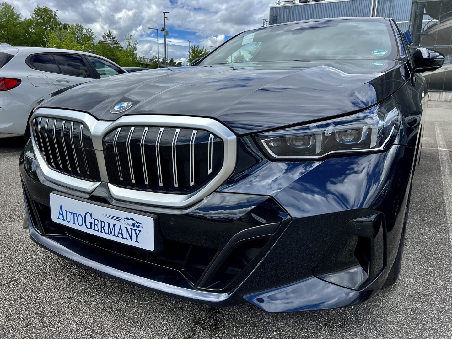 BMW 520i G60 M-Sport Innovation-Paket LED From Germany (117324)