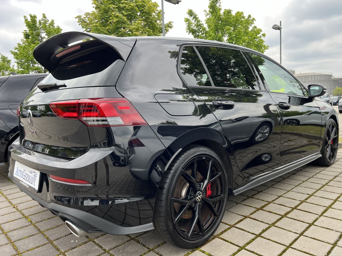 VW Golf 8 GTI 300PS DSG Clubsport LED-Plus З Німеччини (117356)