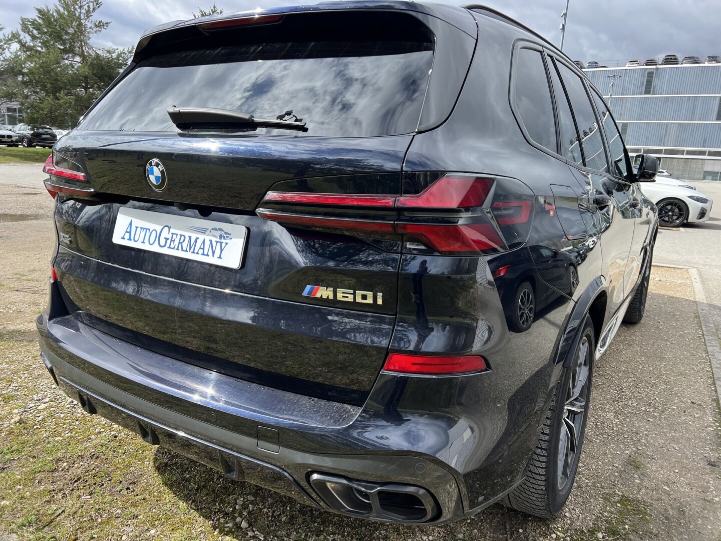 BMW X5 M60i xDrive 530PS Black-MPaket LED Из Германии (117468)